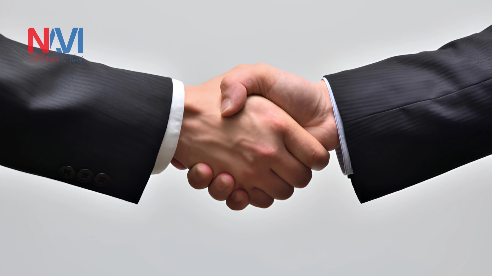 Vì sao doanh nghiệp nên sử dụng dịch vụ BCTC tại Kế Toán Navi?